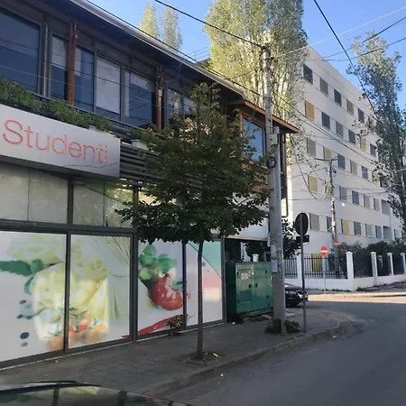 酒店 Studenti 地拉那