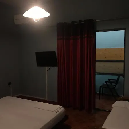 Studenti Hotel 2*